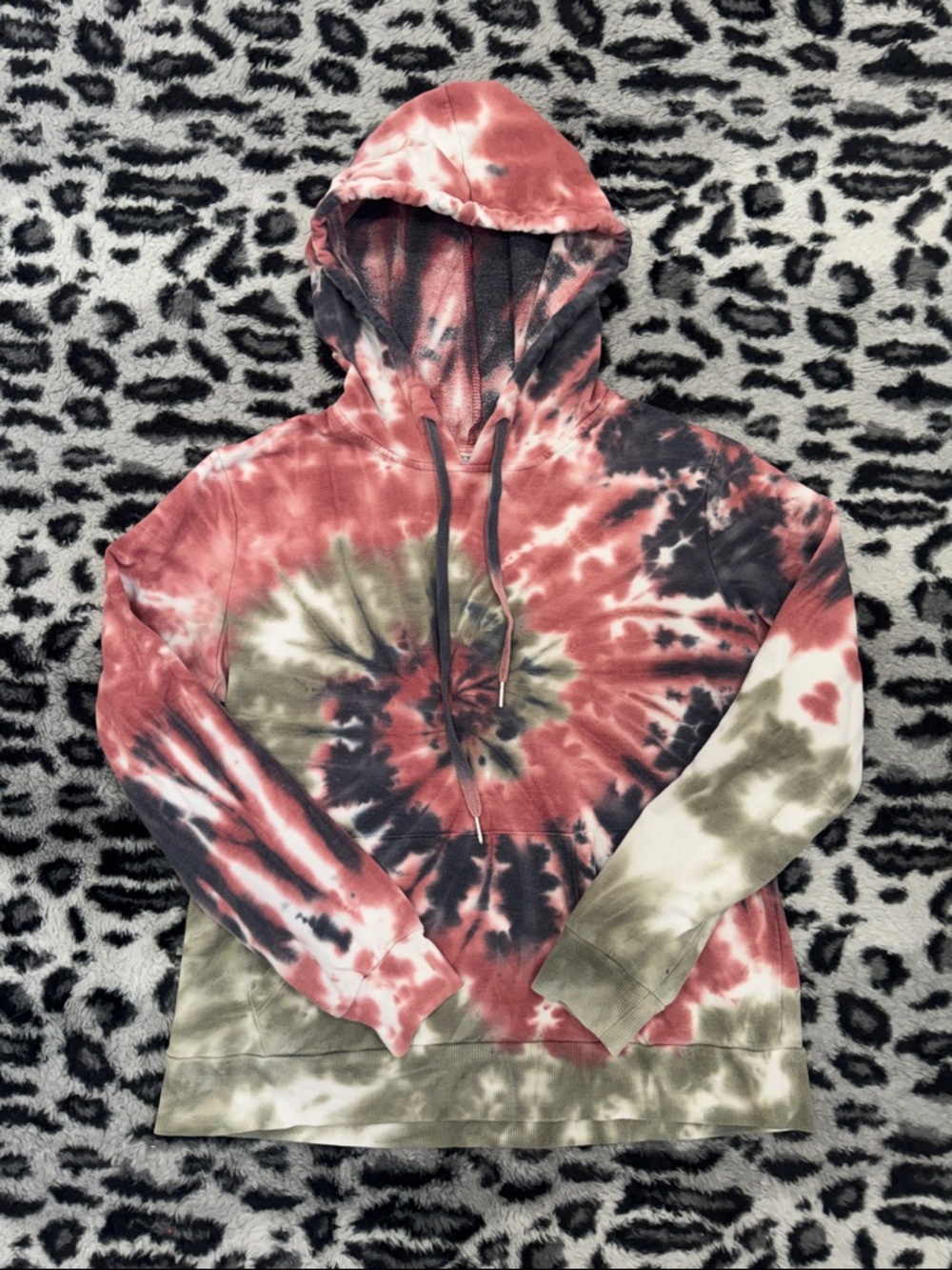 Tie-Dye Pullover Hoodie in Red, Olive & Black